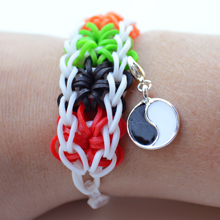 Rainbow Loom bracelet