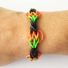 Rainbow Loom bracelet